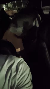 我开车 对象和单男在后座上啪啪啪。太刺激了。